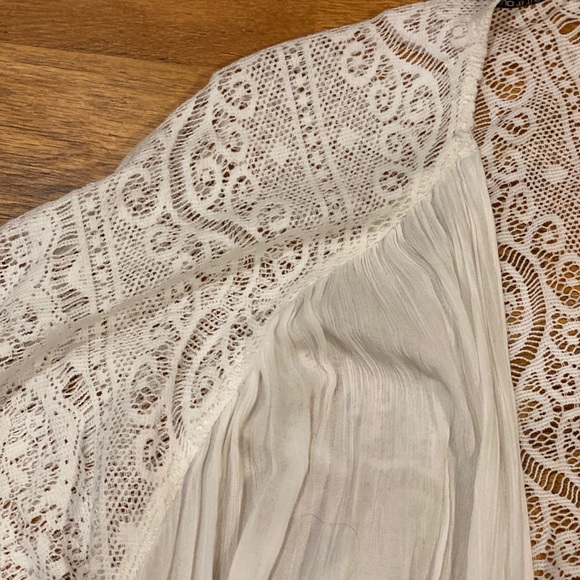 Volcom Kimono, brand new! - Picture 3 of 3